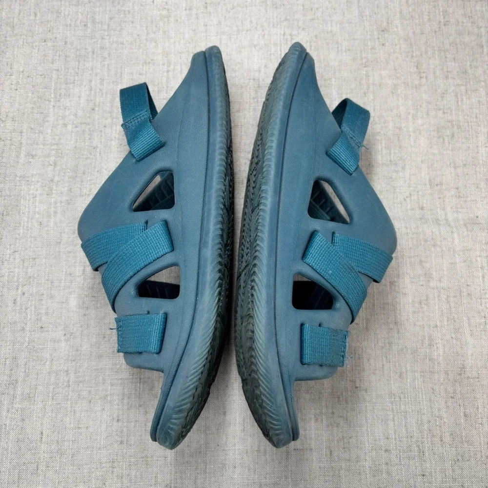 Chaco pre owned
